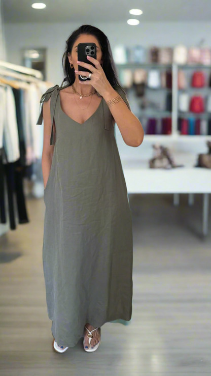 Reguliuojamo ilgio lino suknelė